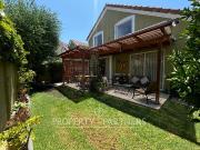 Hermosa y Luminosa casa de 5 dormitorios en condominio,...