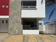 Hermosa y Moderna casa en el MIRADOR