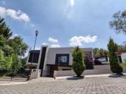 Hermosa y Renovada Residencia en Venta, Club de Golf...