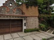 HERMOSAA CASA EN VENTA DE REMATE CON ALBERCA EN...