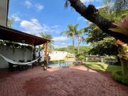 HERMOSA/FUNCIONAL CASA AL LAGO!