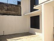 Hermosamente iluminada, con chimenea funcionando y...