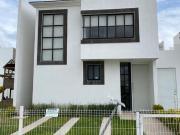 HERMOSAS CASAS EN VENTA AL NORTE POR AV. PASEOS DE...
