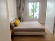 Hermoso apartamento en edificio modernista con vistas al mar