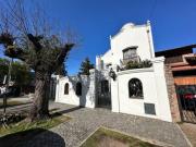 Hermoso chalet en venta Moreno centro