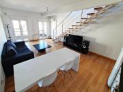 HERMOSO DEPARTAMENTO 2 AMBIENTES EN DUPLEX CON COCHERA Y...