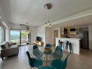 Hermoso departamento 2 dorm. cochera. Grandes vistas....