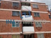Hermoso Departamento, Con Vigilancia sobre Avenida Lopex...