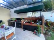 Hermoso departamento en planta baja con amplio jardín...