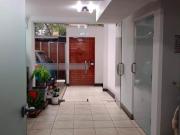 HERMOSO DEPARTAMENTO EN VENTA, CÉNTRICO Y LUMINOSO EN...