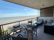 HERMOSO DEPARTAMENTO FRENTE AL MAR