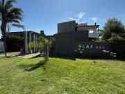 Hermoso departamento tipo duplex en venta, Complejo Blas 002