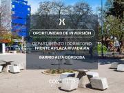 HERMOSO DEPTO C/ESCRITURA EXT C/BALCÓN FRENTE A LA PLAZA...