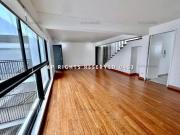 HERMOSO DUPLEX SUPER ILUMINADO