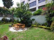HERMOSO GARDEN HOUSE CON JARDÍN PRIVADO EN RENTA...