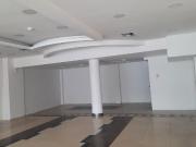 Hermoso local panorámico en alquiler J Luna