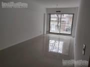 Hermoso Monoambiente. 1º piso al frente con balcón....