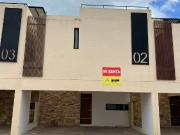 | Hermoso townhouse amueblado, en renta. |