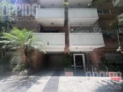 Hermoso y amplio 4 ambientes en dúplex con Cochera y...