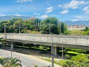 HERMOSO Y AMPLIO APARTAMENTO REMODELADO COMPLETAMENTE