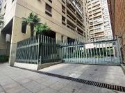 Hermoso y Gran Depto de 3 Dor y Escritorio con cochera...