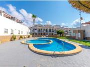 Hermoso y práctico apartamento en planta baja con 2...