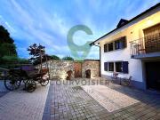 Herrlich renoviertes Landhaus mit 3 Einheiten in einer...