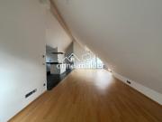 Herrliche lichtdurchflutete 3 Zimmer Dachgeschosswohnung...