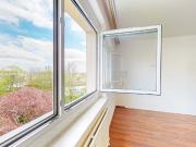 HERRSCHAFTLICH, RUHIG UND MIT GRÜNBLICK: WOHNUNG MIT...