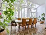 Herrschaftliche Stilaltbauwohnung mit Garten