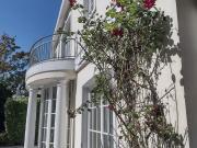 Herrschaftliche Villa am Ende einer elbnahen Sackgasse...