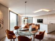 Hervorragende 41/2 Zimmer von 152 m² im 1. Stock mit...