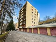 Hervorragende, vollständig renovierte 2,5 Zimmer Wohnung...