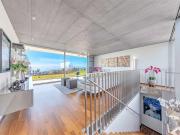 Hervorragendes 5,5 Zimmer Duplex mit Patio und Terrasse...