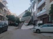 HHouse for sell vip block 5 gulshan e iqbal 240 yard...