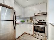 Hi Rise 4 Studio Apartment for Rent at 700 Rue De Gaspé,...