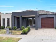 HIDDEN FAMILY GEM IN A FANTASTIC LOCATION