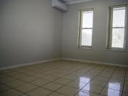 HIDDEN GEM Low Maintenance 3x1