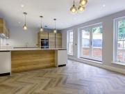 High Beeches, West Heath Road, 3 Bedroom Flat