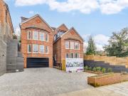 High Beeches, West Heath Road, Hampstead NW3, 2 bed flat...