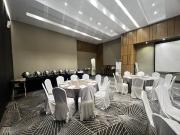 High Ceiling Commercial/Office for Rent BGC, Taguig