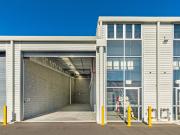 HIGH CLEARANCE WAREHOUSE & OFFICE IN PRIME ALEXANDRIA...