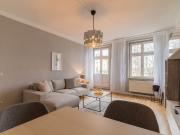 High End 1 bedroom apartment with an amazing river view,...