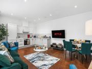 High End Central Apartment | 2 Bedrooms | 6 Guests