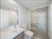 High end finishes with stunning Views in South Brisbane,...