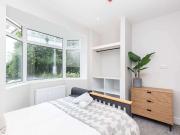 High End Luxury En Suite Furnished Rooms