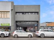 Affordable commercial suite in central location