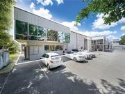 High Exposure Office/Warehouse