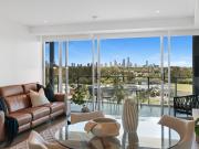 High Floor Apartment with City Views and a Marina