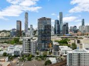High Floor River View Living in the Heart of South Brisbane!